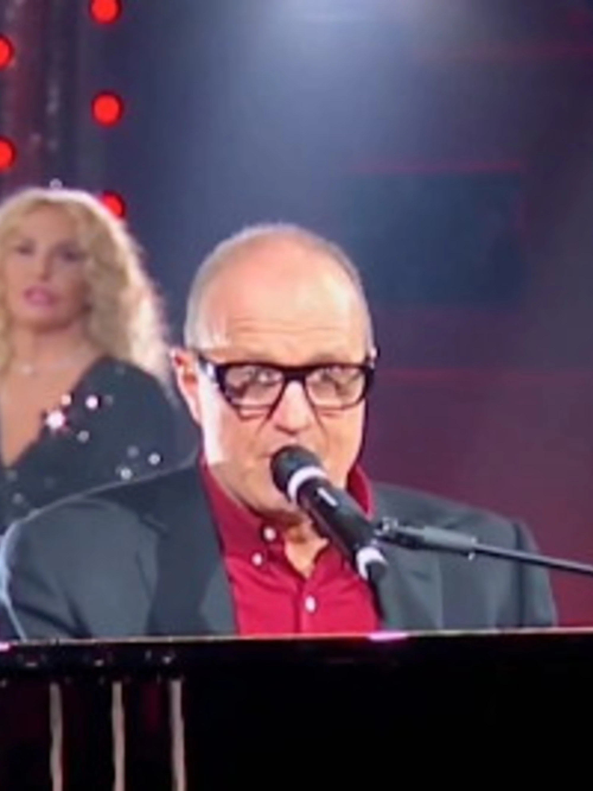The Voice senior, Luigi manda in tilt lo show: "Di chi è figlio", lo riconoscete?