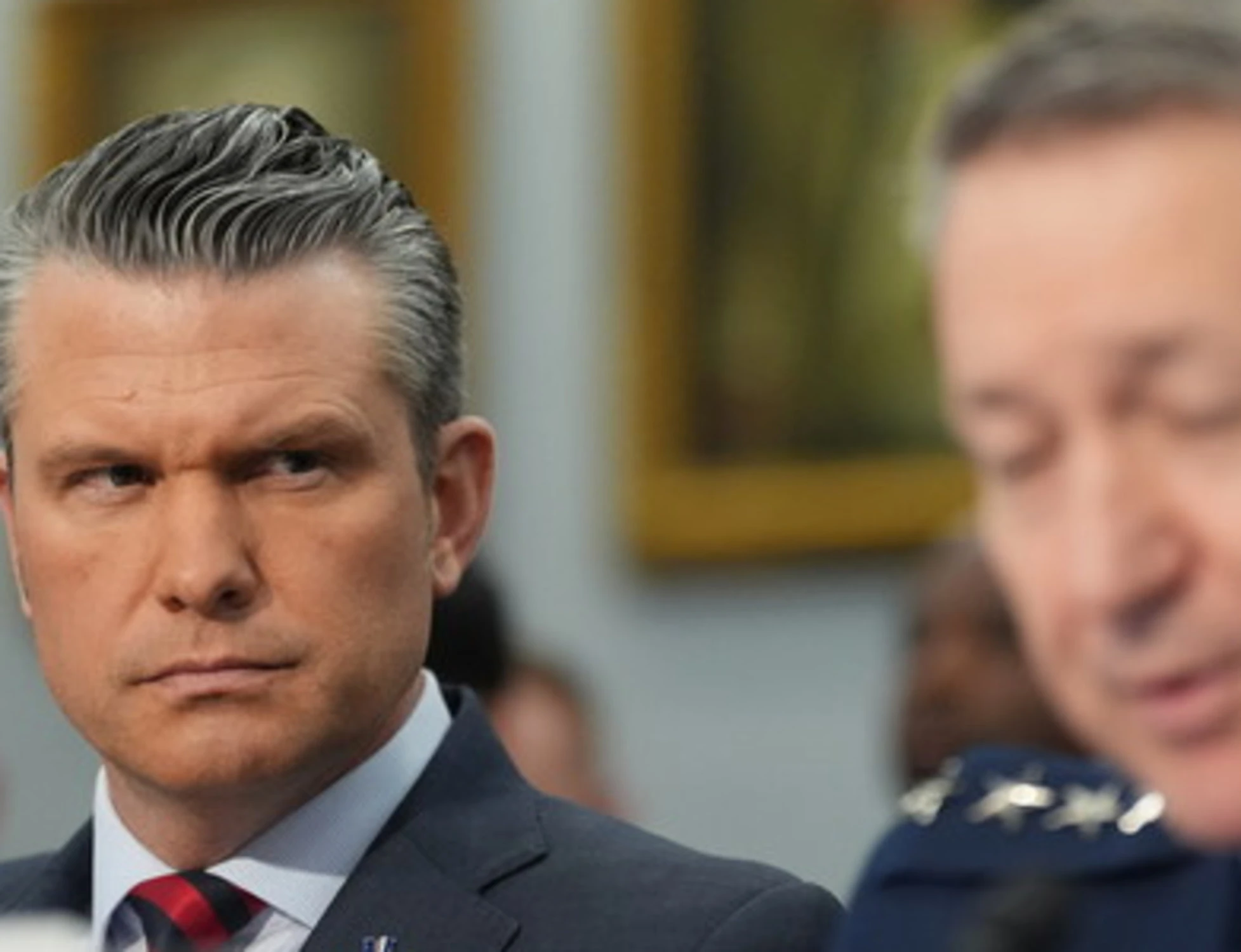 Guerra nel golfo, la diretta. Hegseth: "Gli Usa controllano lo stretto di Hormuz e l'Iran lo sa”