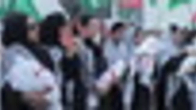 A Berlino i pro-Pal manifestano nel terzo anniversario del 7 ottobre