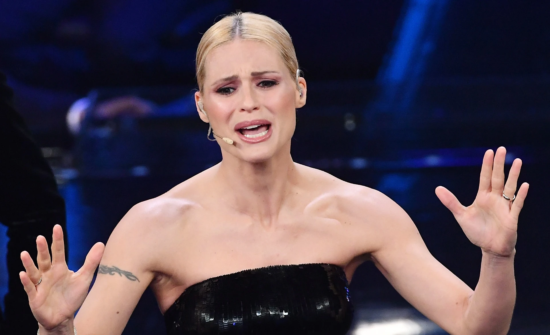 Adrian, Michelle Hunziker demolisce Adriano Celentano: "Perché sono fuggita. E la battuta sullo stupro..."