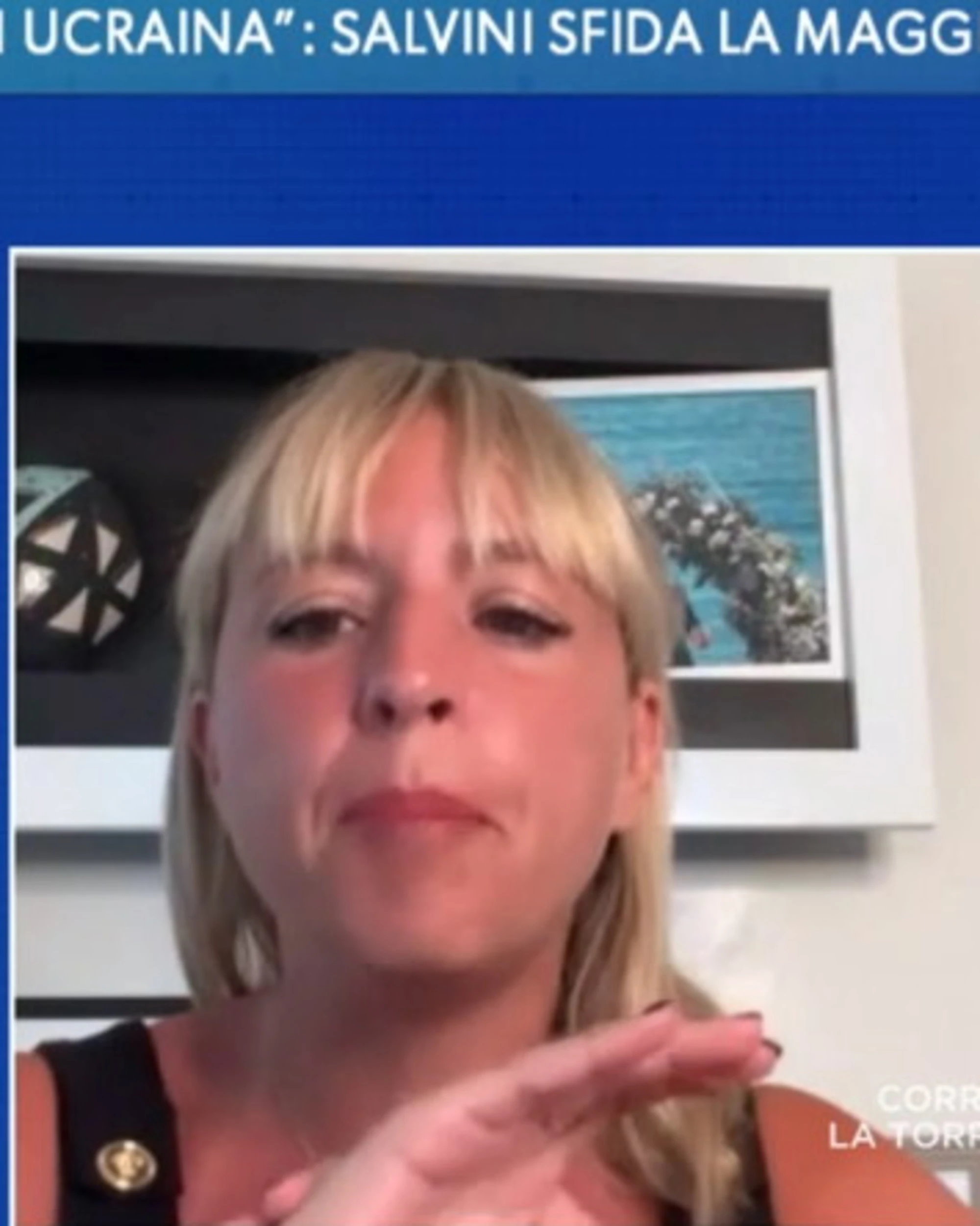 L'aria che tira, rissa Moretti-Sardone: "Utile idiota", "E poi parlate d'odio..."