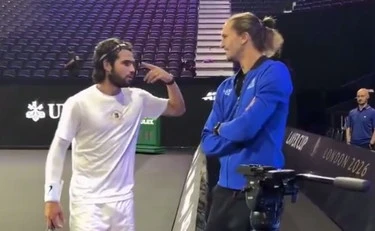 Alcaraz spiazzato da Zverev: "A volte essere stupidi aiuta"
