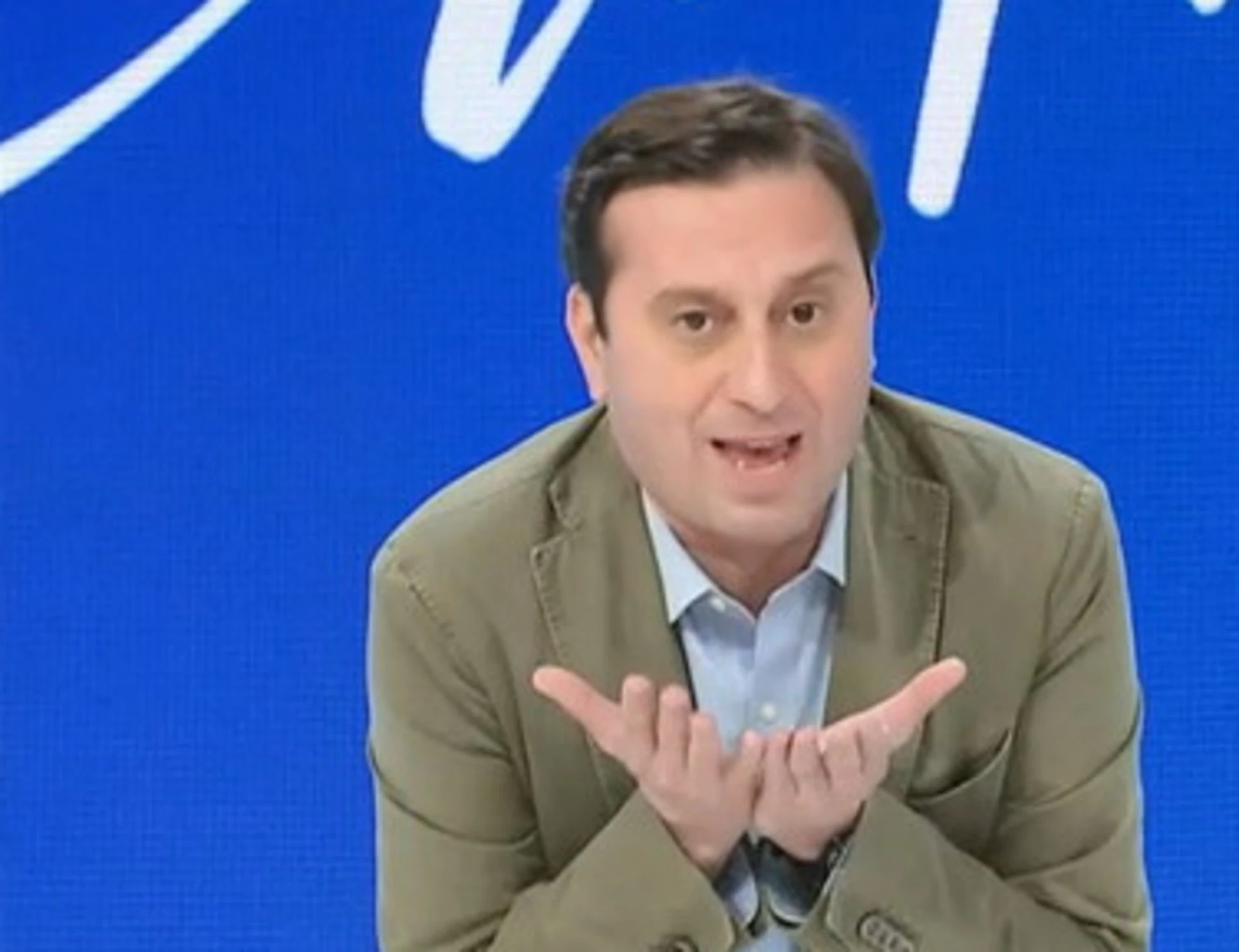 L'aria che tira, Parenzo sbianca: "Lei è il vero pericolo"