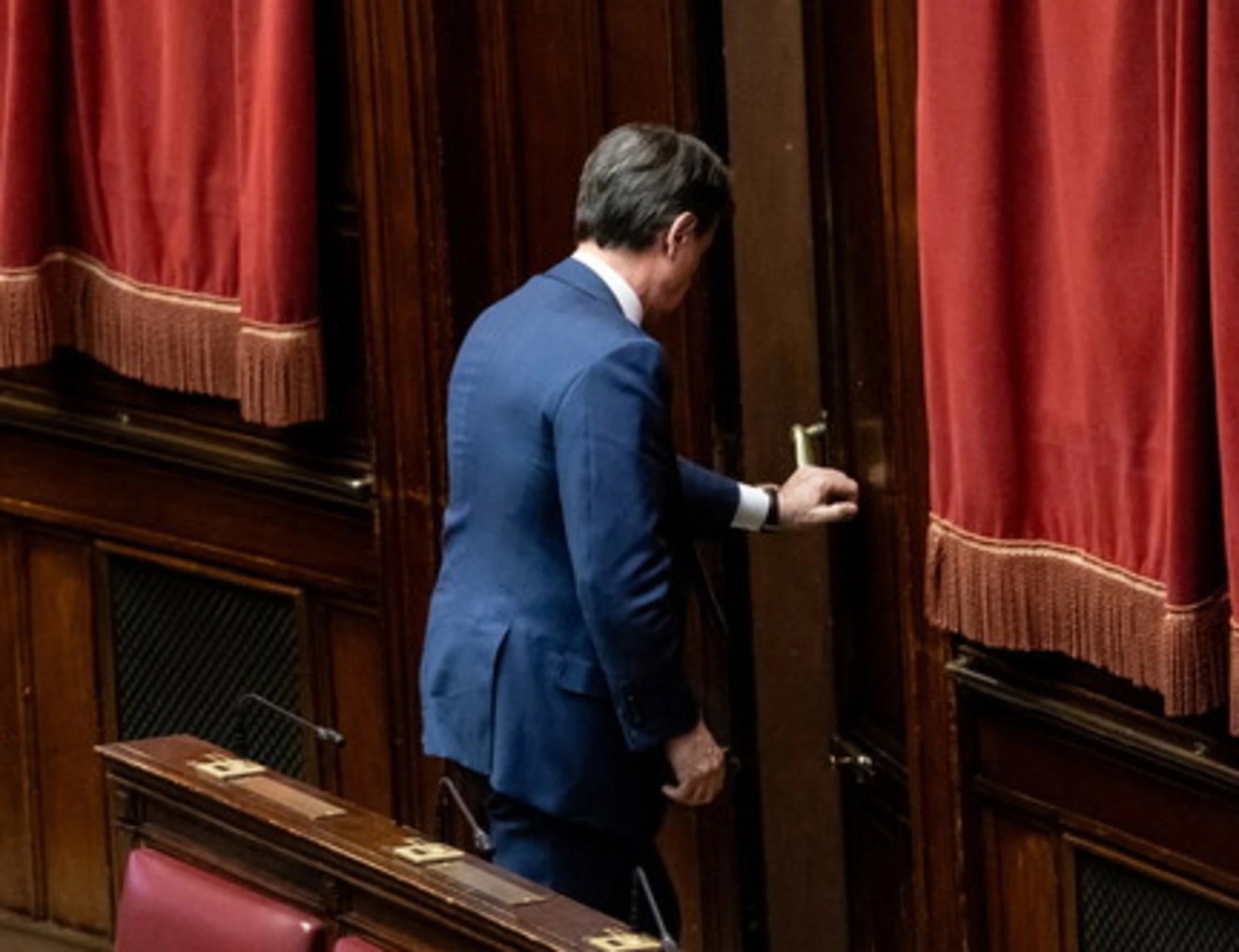 Giuseppe Conte perde il controllo su Vanncci: "Mai dette quelle ca***e"