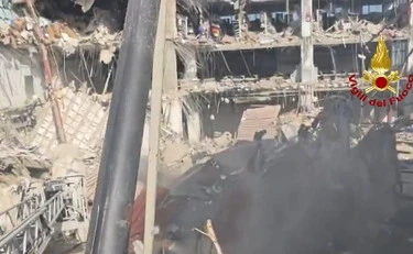 Messina, crolla una palazzina di tre piani: gravi e dispersi, bilancio drammatico