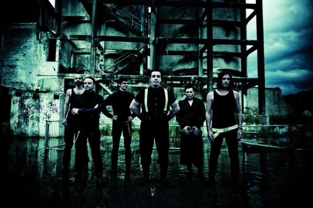 RAMMSTEIN: tornano in Italia per uno show indoor e due estivi!