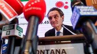 Coronavirus, Attilio Fontana si difende: "La bozza del decreto non è uscita dalla Regione, a breve scattano le denunce"