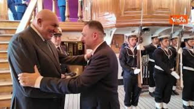 Crosetto presiede riunione ministeriale Adrion a Venezia a bordo della Nave Amerigo Vespucci
