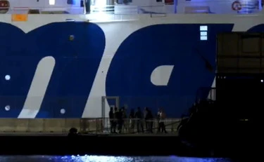 Mediterranea, il fermo "atto osceno": la Ong perde il controllo