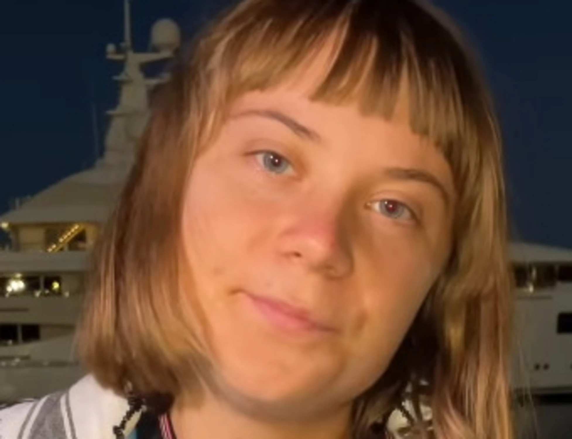 Flotilla, il portavoce vicino a Greta beccato con uno dei capi di Hamas: c'è la foto