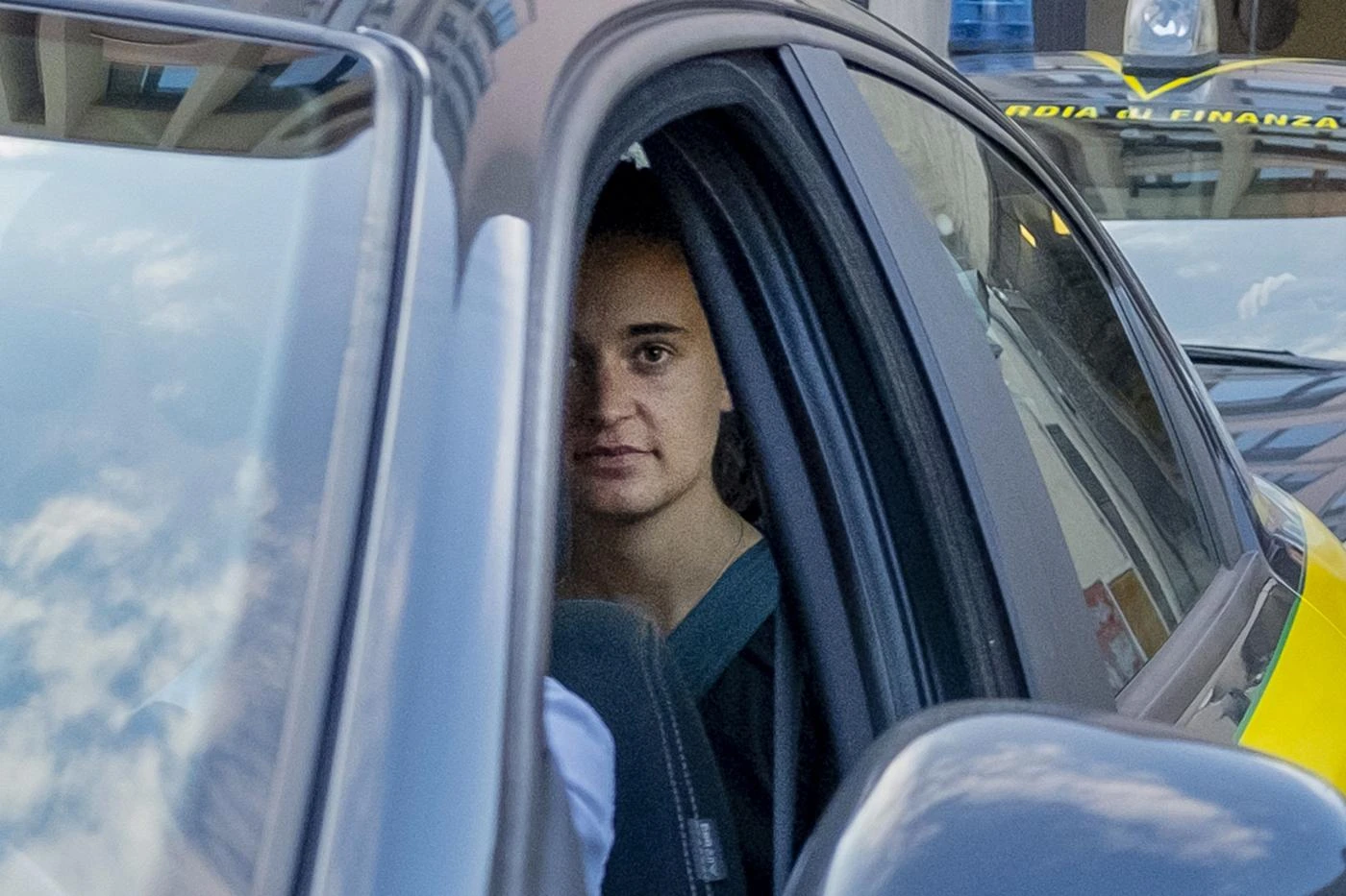 Sea Watch, Carola Rackete e l'affondo del grillino Spadafora: "Insulti e deriva sessista, colpa di Salvini"