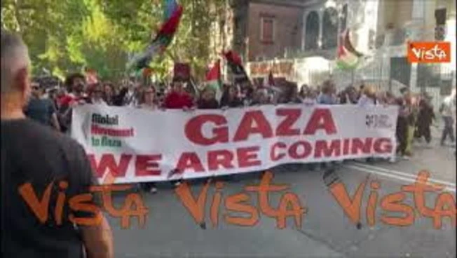 https://media.liberoquotidiano.it/1HFoQ0dMHbHhsB8uYScQ_8gq0RWefaT5GxOj15-3XRA/width:800/quality:90/aW1hZ2VzLzIwMjUvMTAvMDQvMTgwMTMxNzIxLTE5YTZjMjk3LWU4MTAtNDIwMi1iODg3LTgxYWMyNGQ4MmNhNS5qcGc.webp