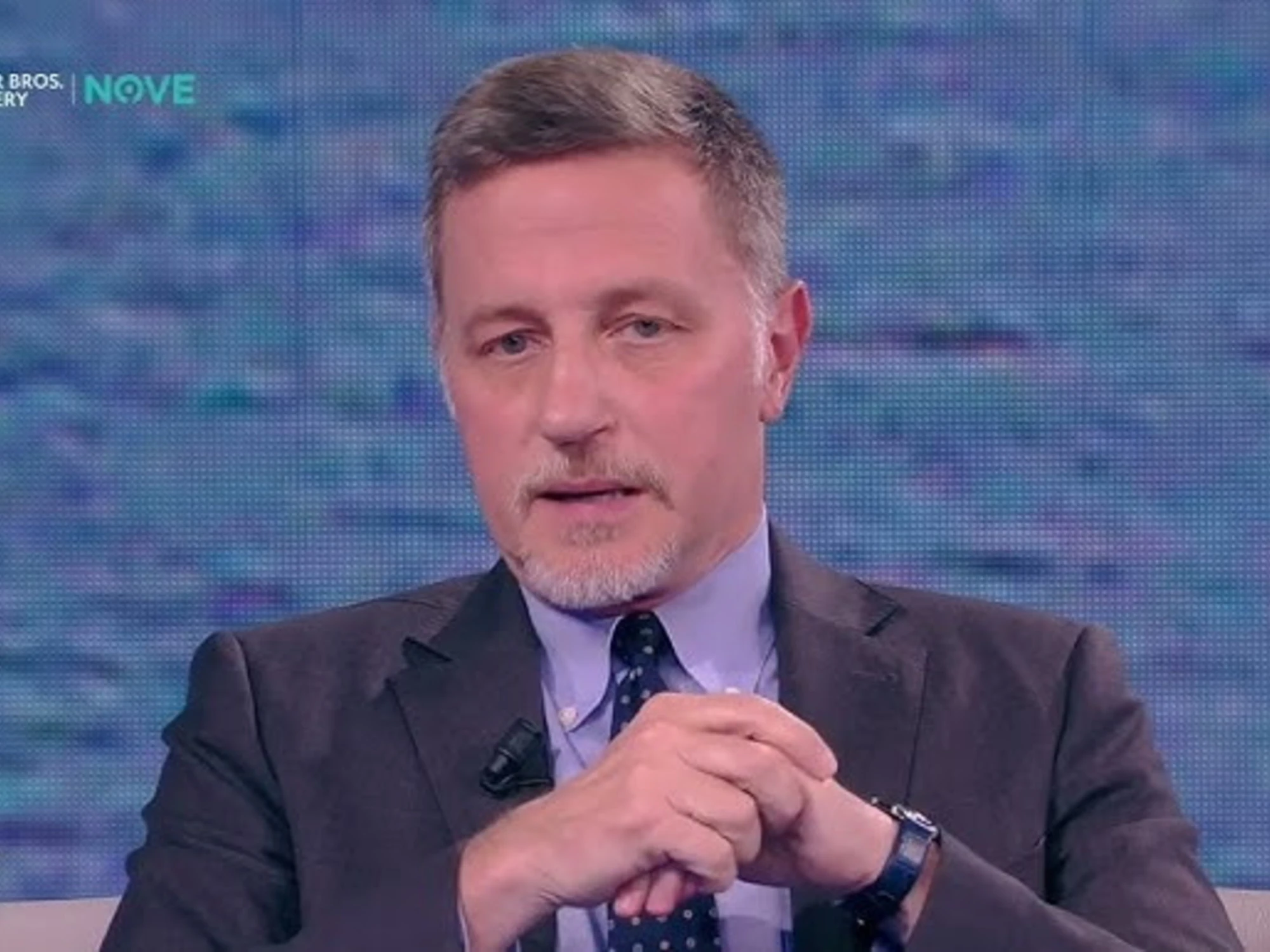 Che tempo che fa, Giannini rosica: "Per Meloni un brodino caldo"