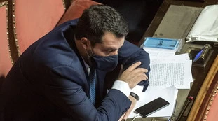 Dpcm, Matteo Salvini: "Alle 16.06 mi ha telefonato Giuseppe Conte per annunciare le restrizioni, nessuna condivisione"