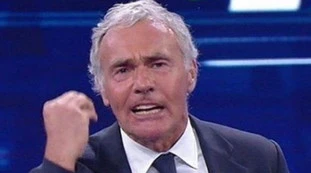 Non è l'Arena, Massimo Giletti e il mistero del libro di Roberto Speranza: "Il piano pandemico non viene menzionato"