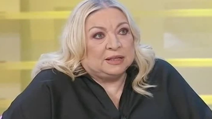 Maria Giovanna Maglie contro la casta: "Voto subito e niente taglio dei parlamentari", ecco il piano