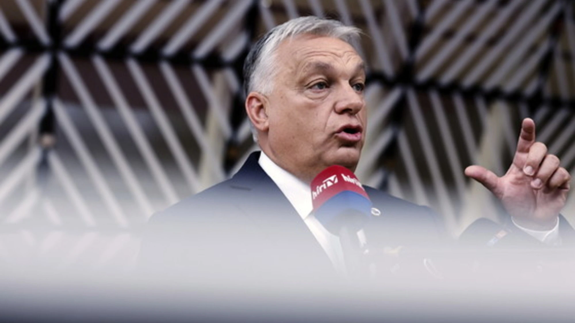 Mogherini in stato di fermo, Orban come il Cremlino: bordate alla Ue