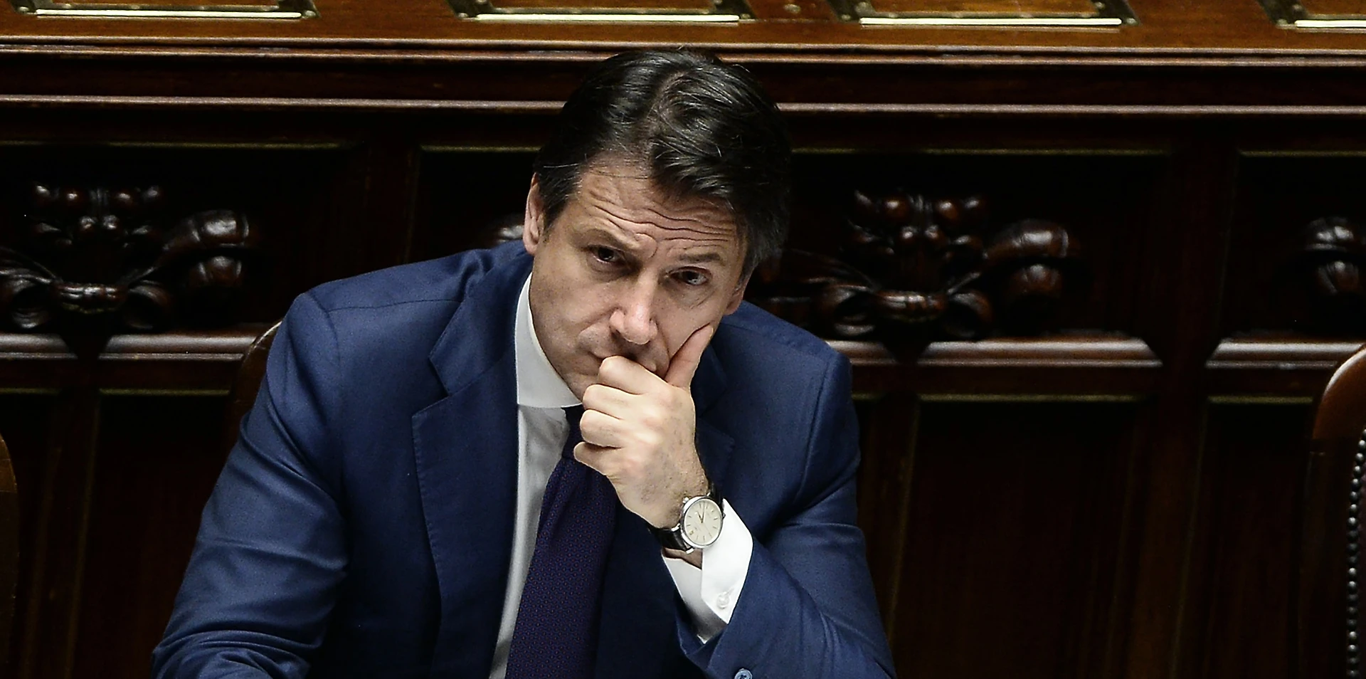 Banca Carige, dopo il salvataggio bufera su Giuseppe Conte: "Spieghi i suoi rapporti con l'istituto"