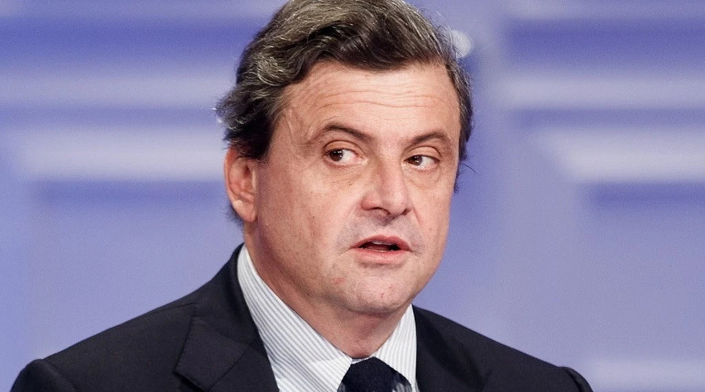 Carlo Calenda, scoppia la bufera sulla capolista: cosa scriveva sui social
