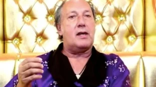 Grande Fratello Vip, la porcheria di Fulvio Abbate: "Troppe opportunità a una larva", insulti in diretta a Elisabetta Gregoraci