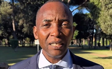 Soumahoro, "il diritto di restare", dietrofront sui migranti