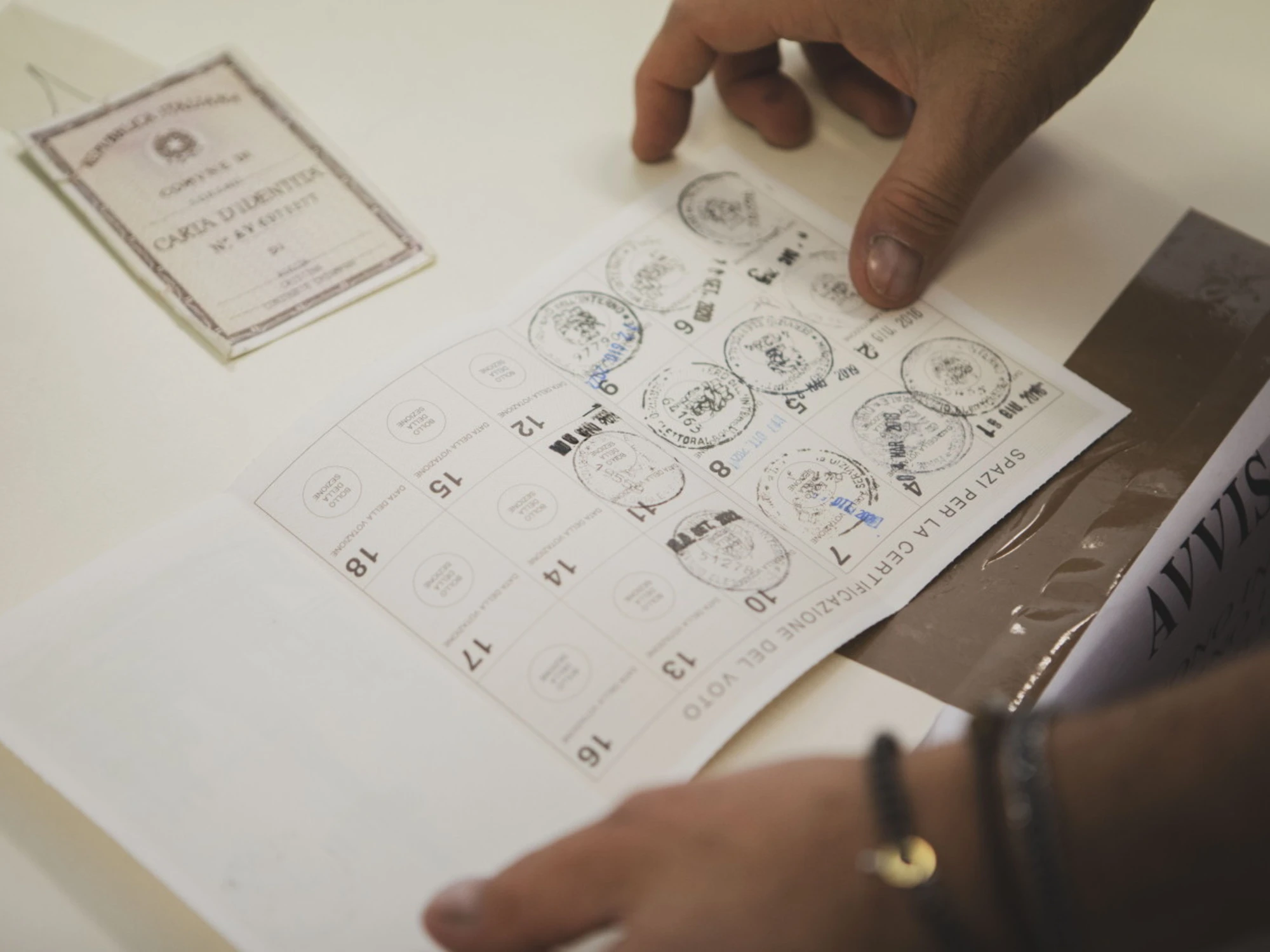 Toscana, in netto calo l'affluenza: -5% rispetto al 2020, come leggere il dato