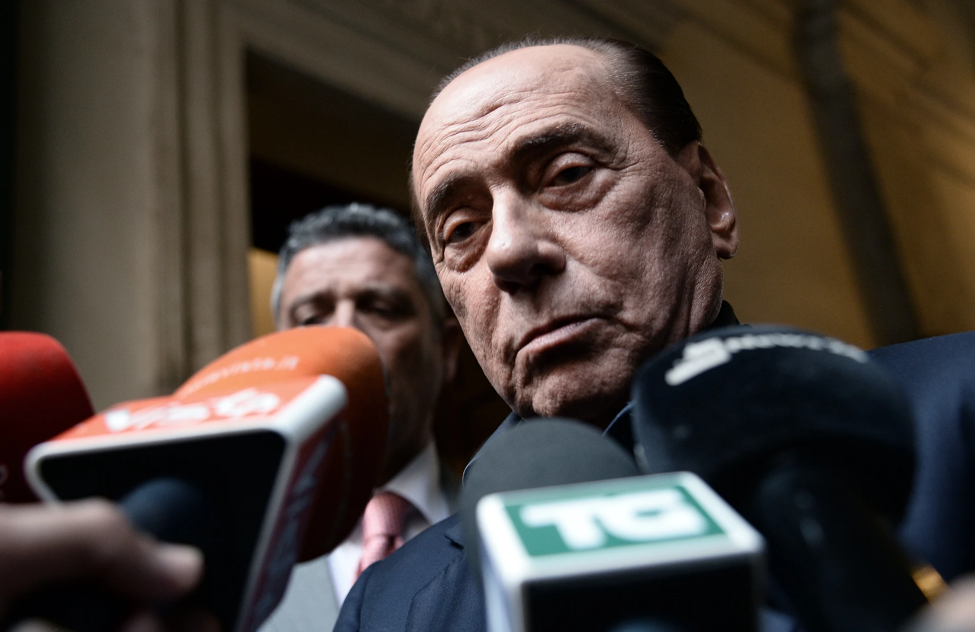 Giovanni Toti spodesta Silvio Berlusconi: "Non può candidarsi alle primarie di Forza Italia"