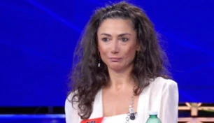 L'Eredità, "sempre peggio". Imbarazzo per Flavio Insinna: cosa esce di bocca a questa concorrente