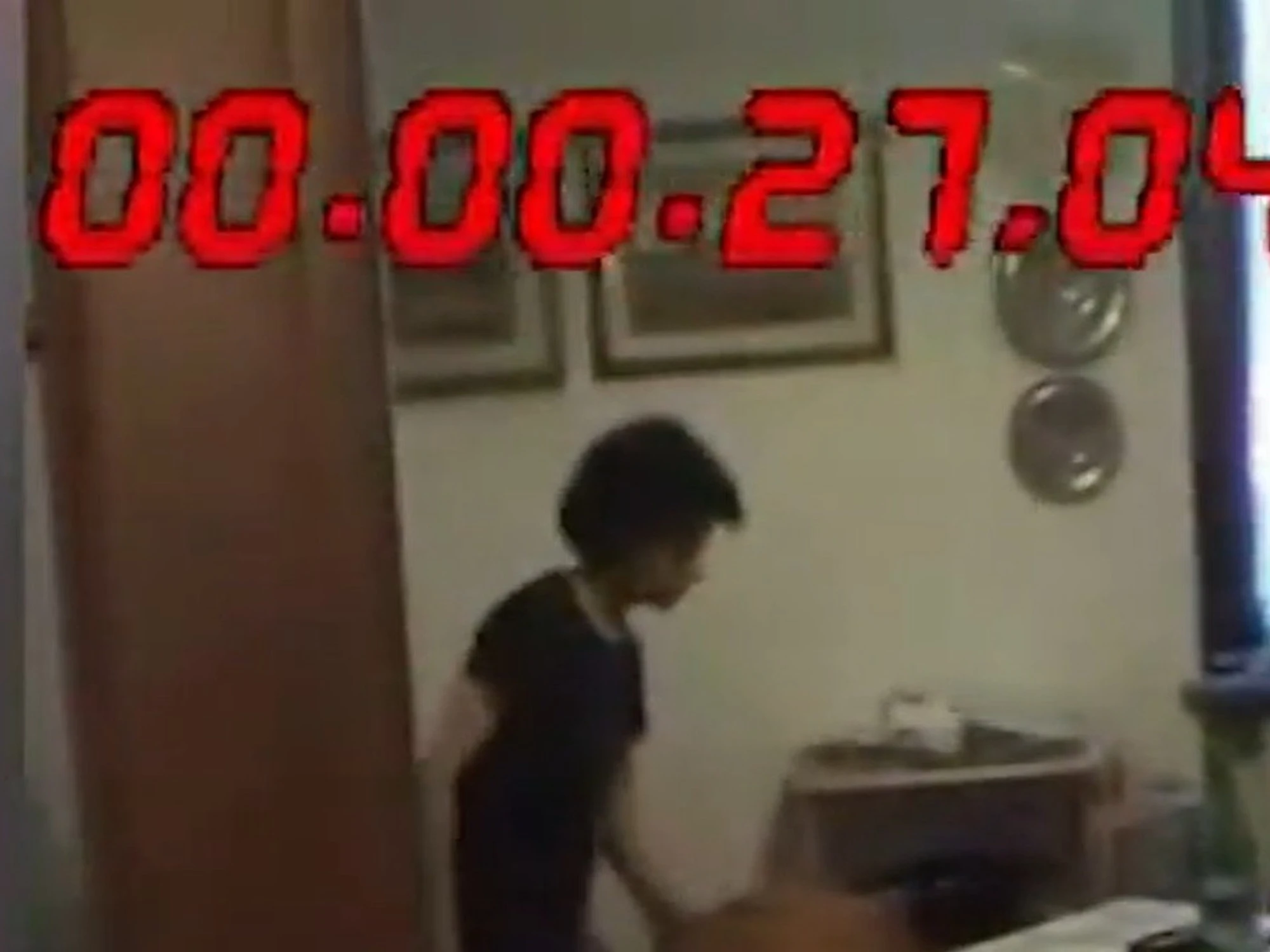 Netflix caccia fuori i contanti per conquistare Warner Bros