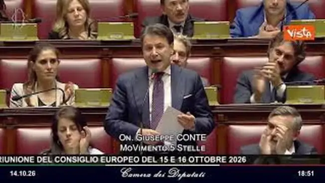 Leggi l'articolo: Conte: Meloni sparita dall'Assemblea Onu ha preferito il protocollo Schettino
