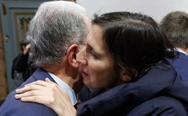 Elly Schlein sbianchetta Prodi e Letta, premier sgraditi
