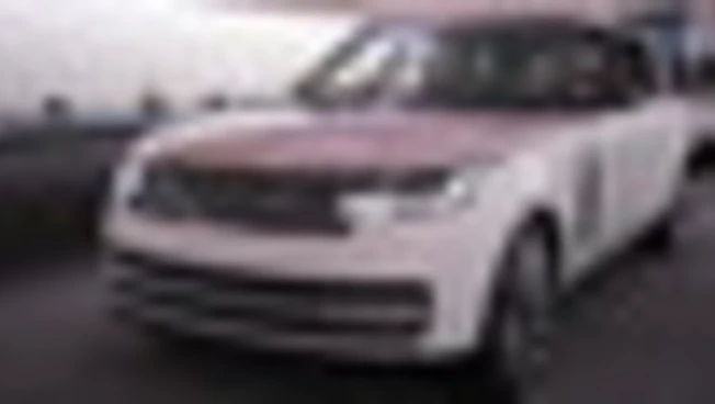 Range Rover porta il lusso Bespoke alla Design Week