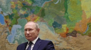 Putin, vendetta sul petrolio: "Vietata la vendita da febbraio a chi applica il price cap" 