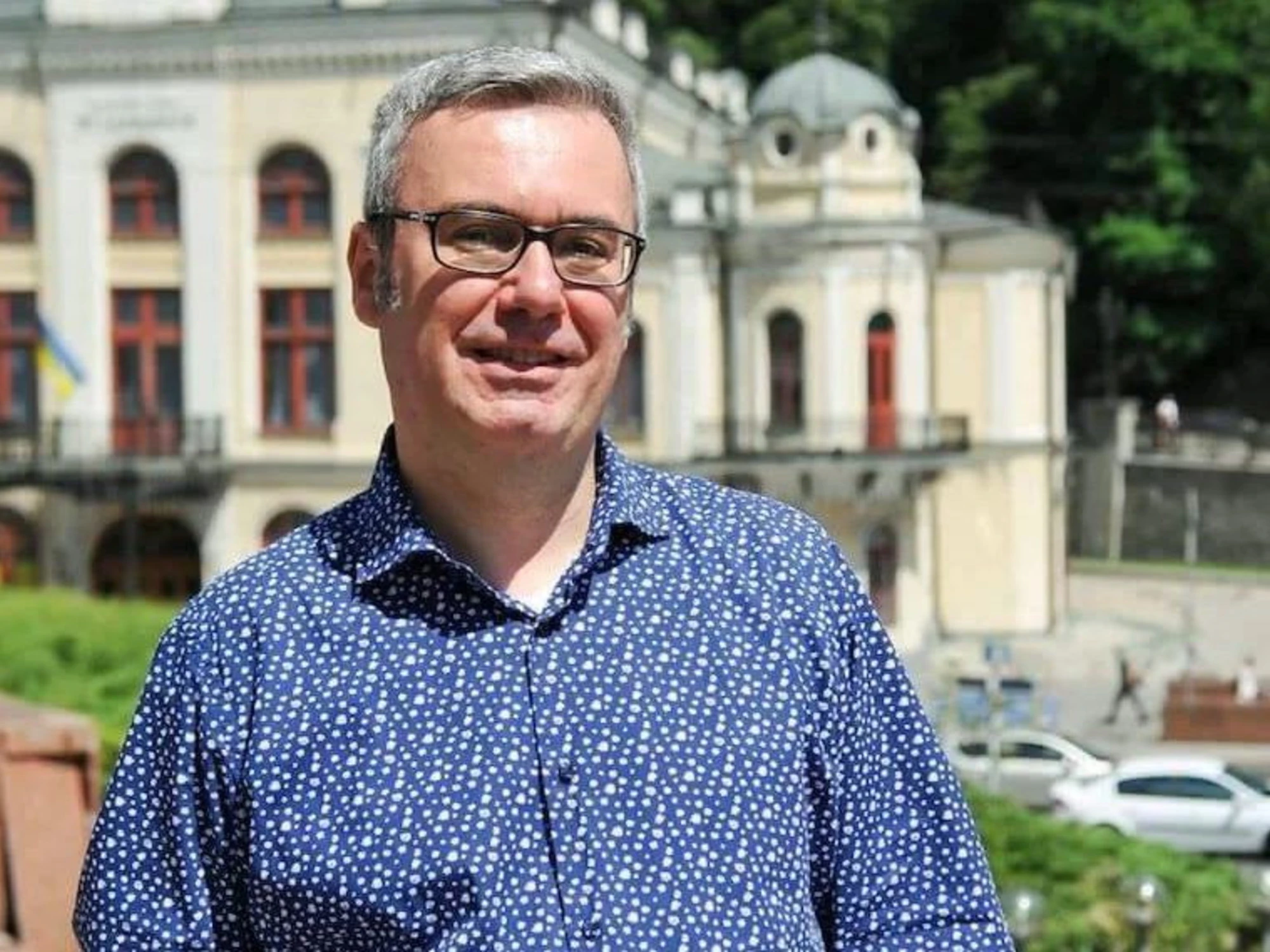 Di Pasquale: "A Zelensk y resta solo un governo di unità"