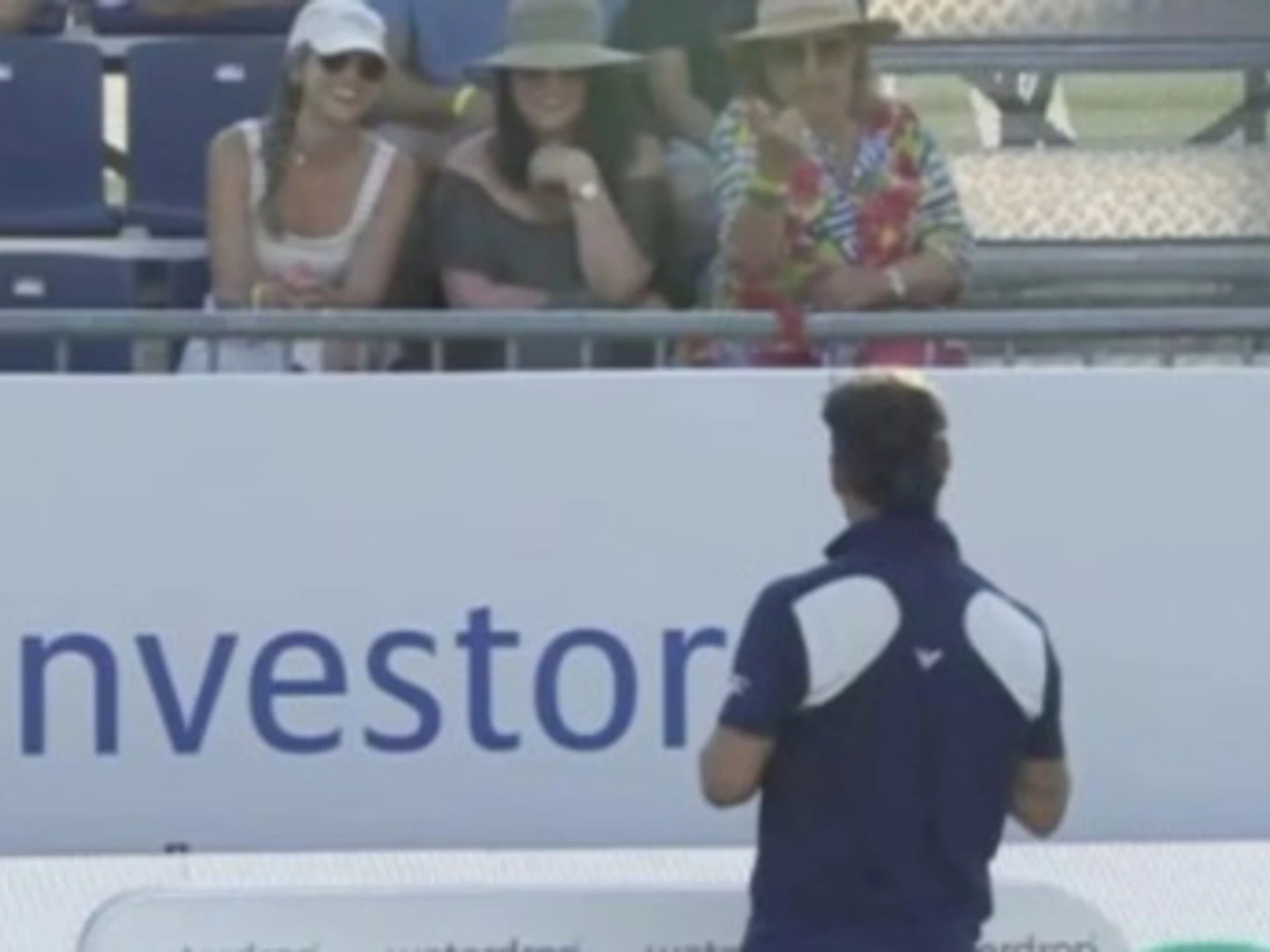 Fabio Fognini, altro show a Maiorca: "Cerca di vincere!", "Signora..."