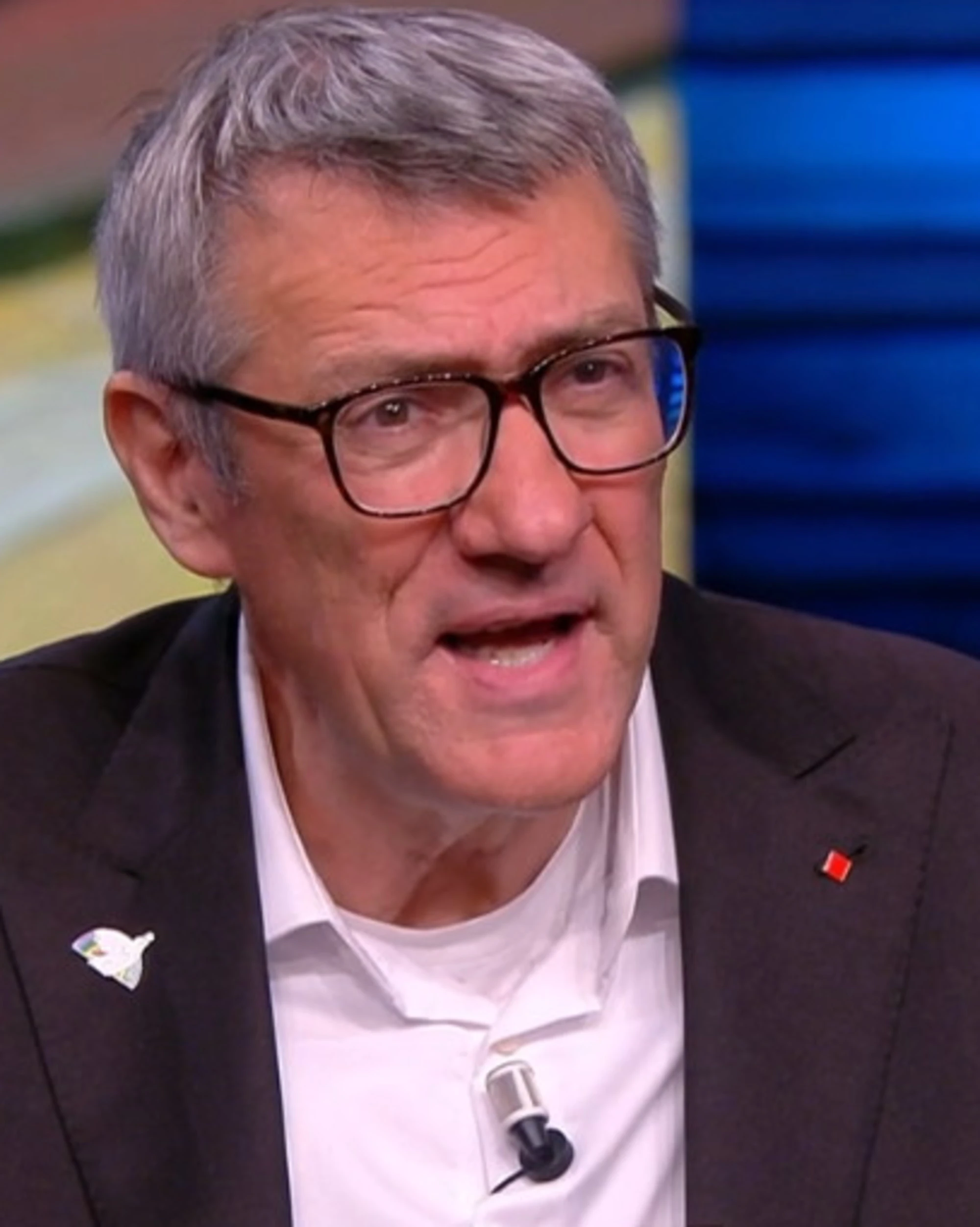 DiMartedì, Maurizio Landini insulta: "Meloni è solo una cortigiana", interviene Floris