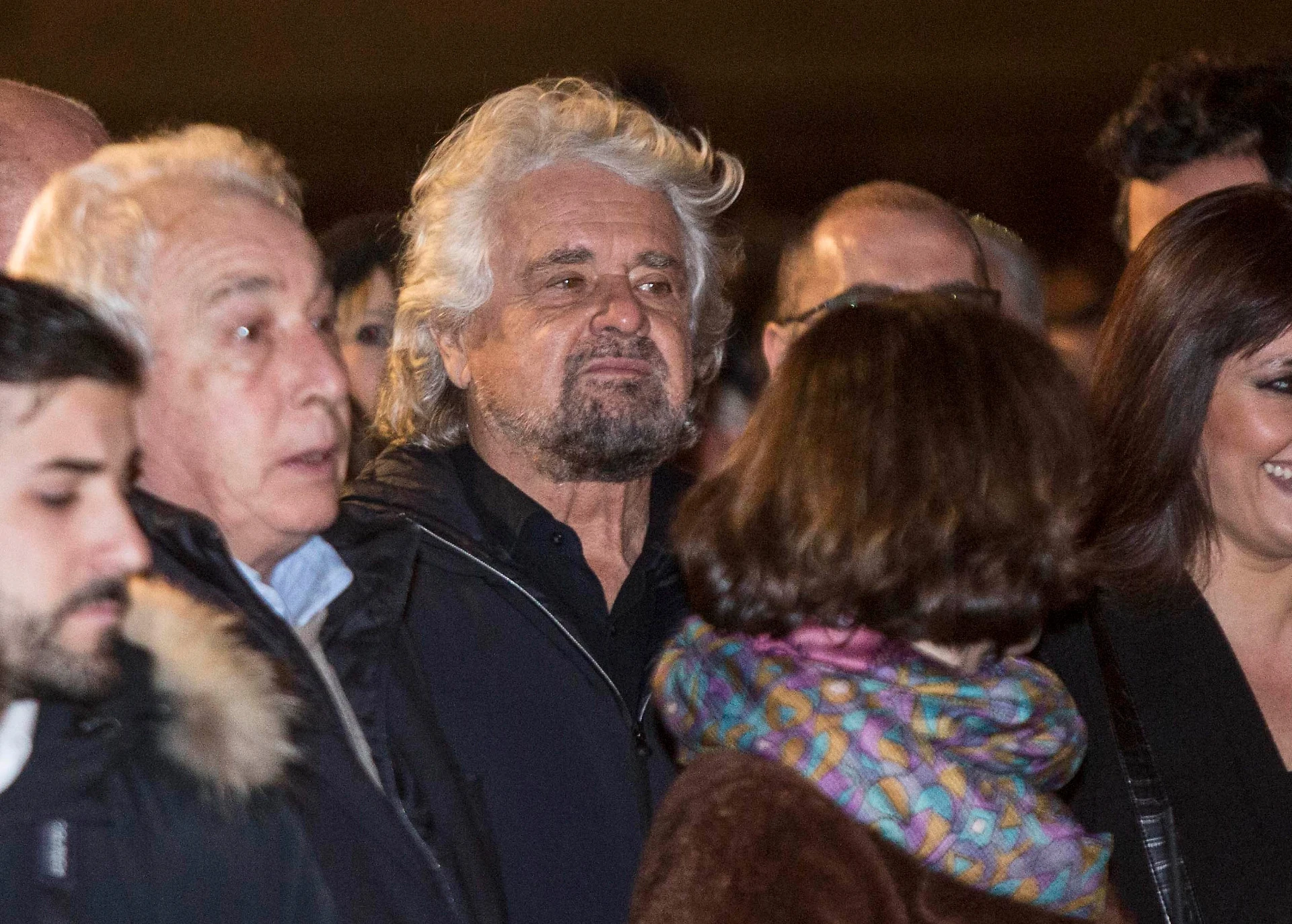 Beppe Grillo, il comico firma a sorpresa il manifesto pro Scienza di Burioni