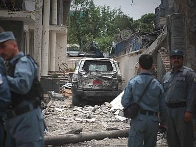 Attacco a Kabul, l'italiana ferita trasferita in Germania: condizioni serie ma stabili