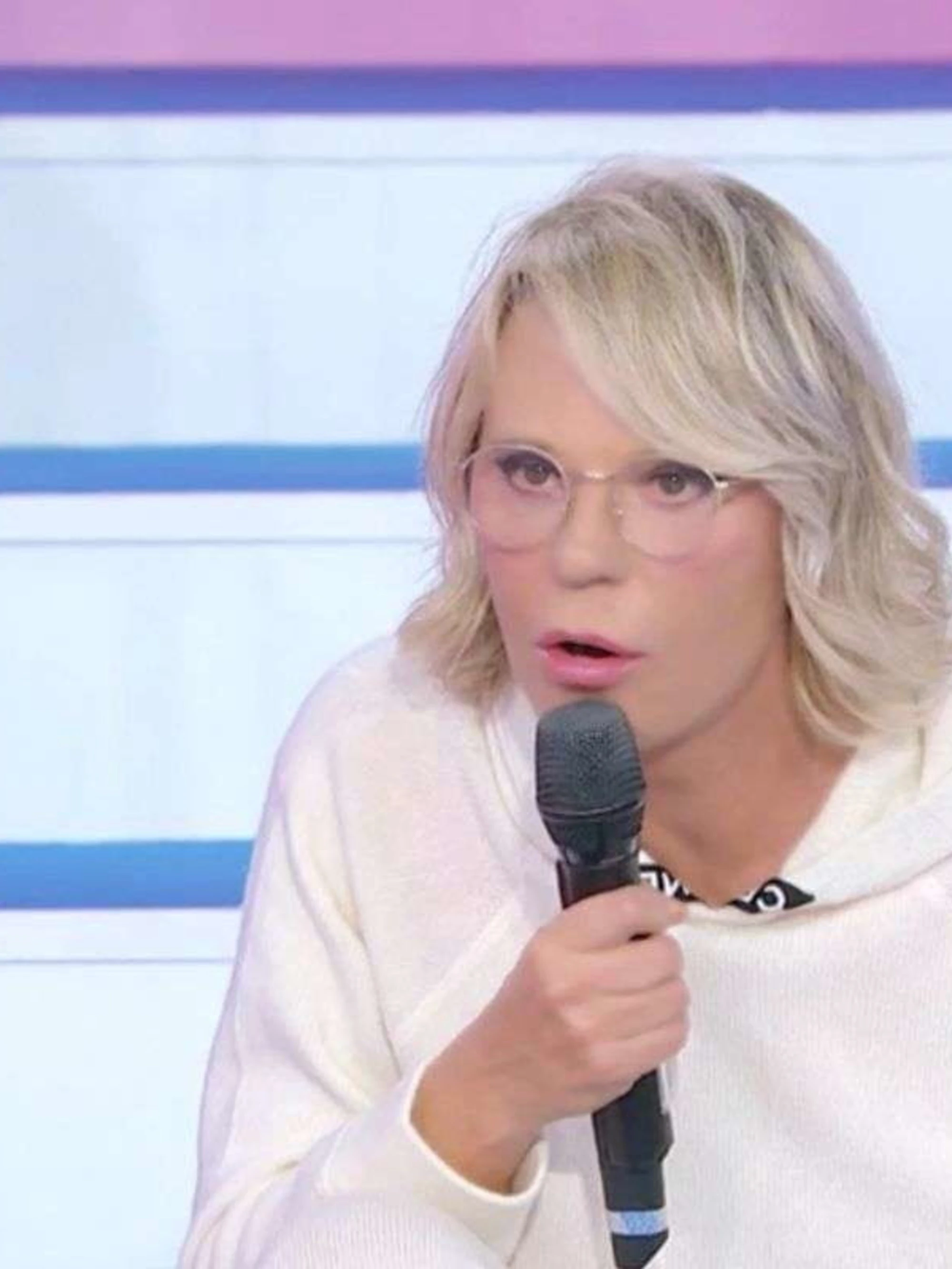 Uomini e Donne, i sinistri nottambuli pazzi per Maria De Filippi