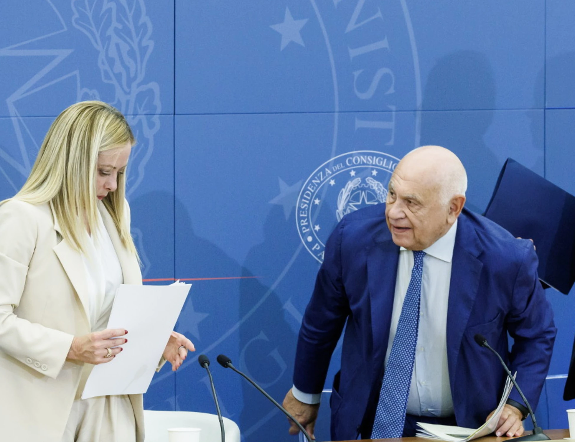 Almasri, il costituzionalista: "Solo Meloni archiviata? Vedo una decisione politica"