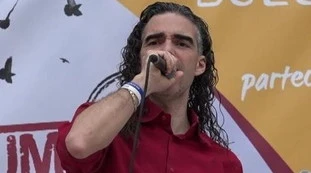 Liliana Segre insultata dal palco di Bologna da un "antifascista": imbarazzo per Pd e sinistra