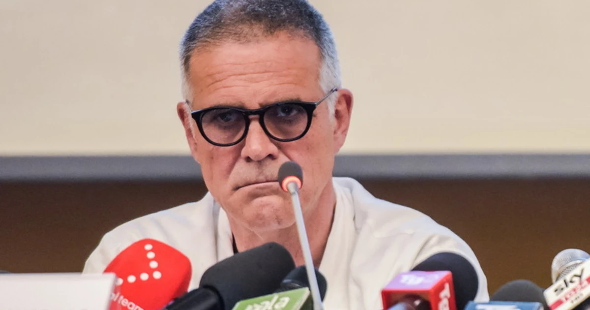 Alberto Zangrillo, Selvaggia Lucarelli: "Salva vite umane mentre gli altri sparano caz***? Lui più di tutti"