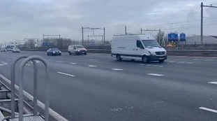 Extinction Rebellion, blitz in autostrada ad Amsterdam: "Cambia o muori"