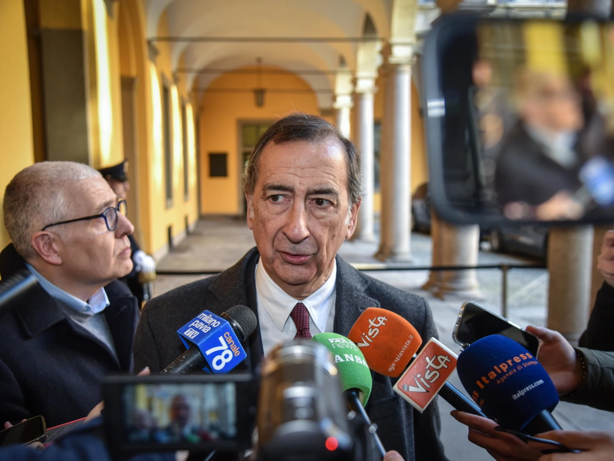 Beppe Sala, doppio schiaffone dal Pd. Ma lui pensa ad Azione in giunta