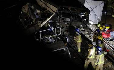 Spagna caos, deragliano altri due treni: cosa sta succedendo