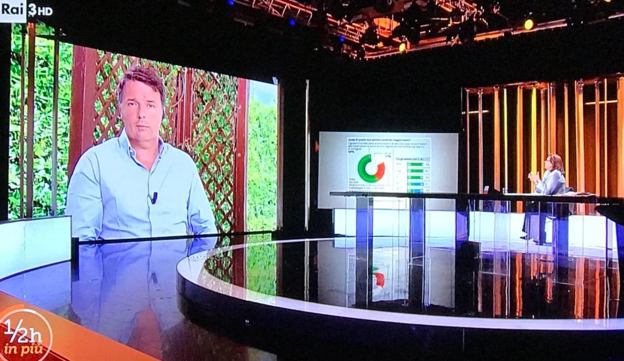 Matteo Renzi, la sciacallata su Salvini e l'emergenza immigrazione: "Un milione di like non vale una vita umana"