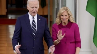 Joe Biden imbarazza anche sua moglie: "Il segreto? Un buon sesso"