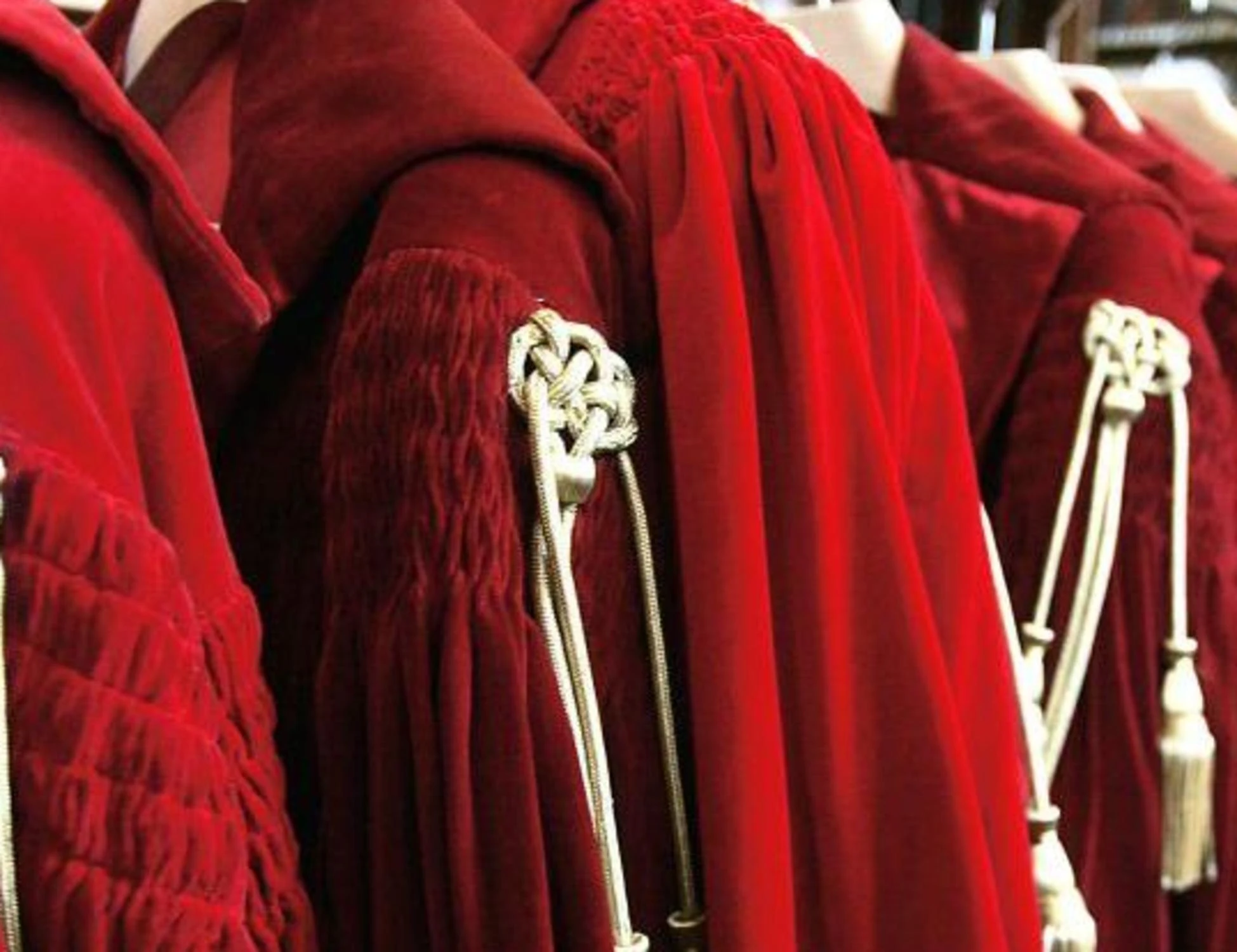 Rapporto Ue contro l'Italia, dietro c'è la mano delle toghe rosse