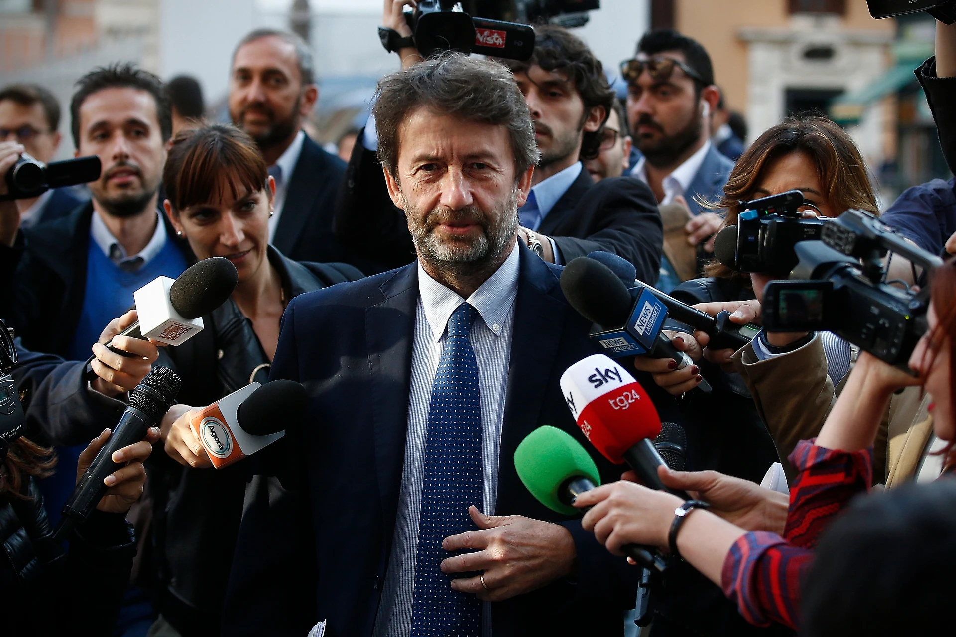 Giuseppe Conte, tensioni nel governo sulla manovra: i consigli anti-Renzi di Dario Franceschini