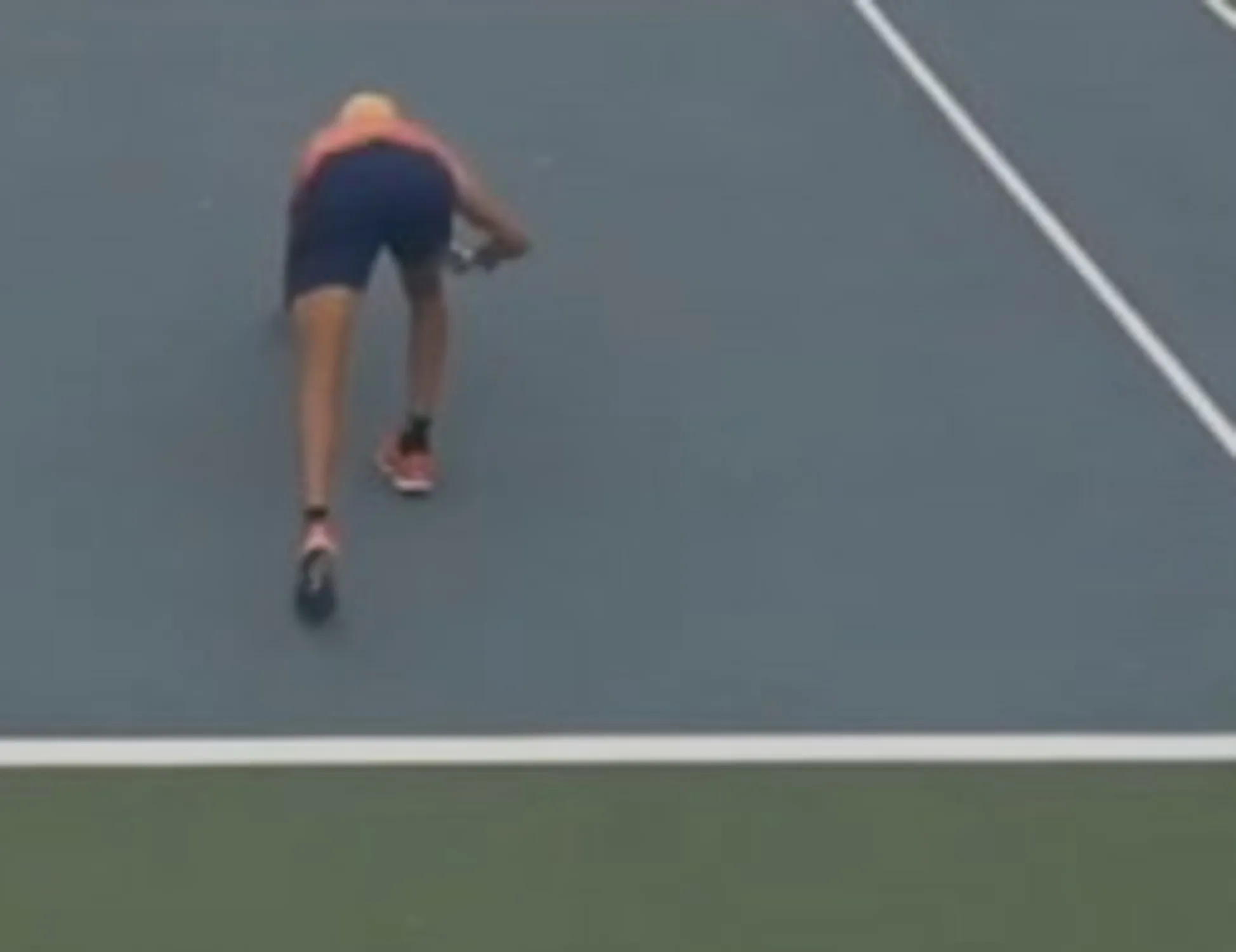 Leggi l'articolo: "La cosa più bizzarra mai vista su un campo da tennis" <span style="color: rgb(153, 0, 0);">Video</span>